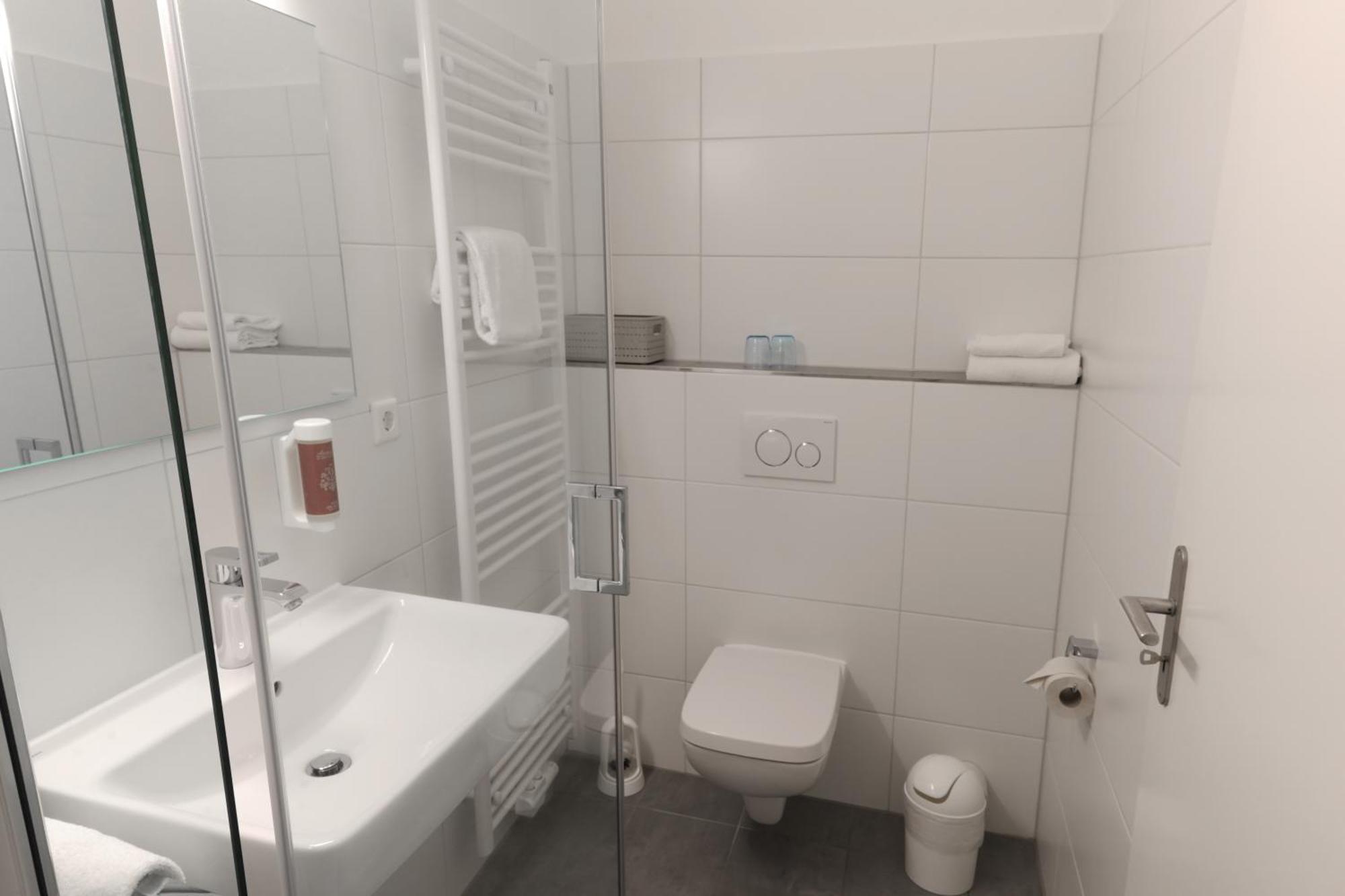 Hotel Kuehl Neumünster Dış mekan fotoğraf