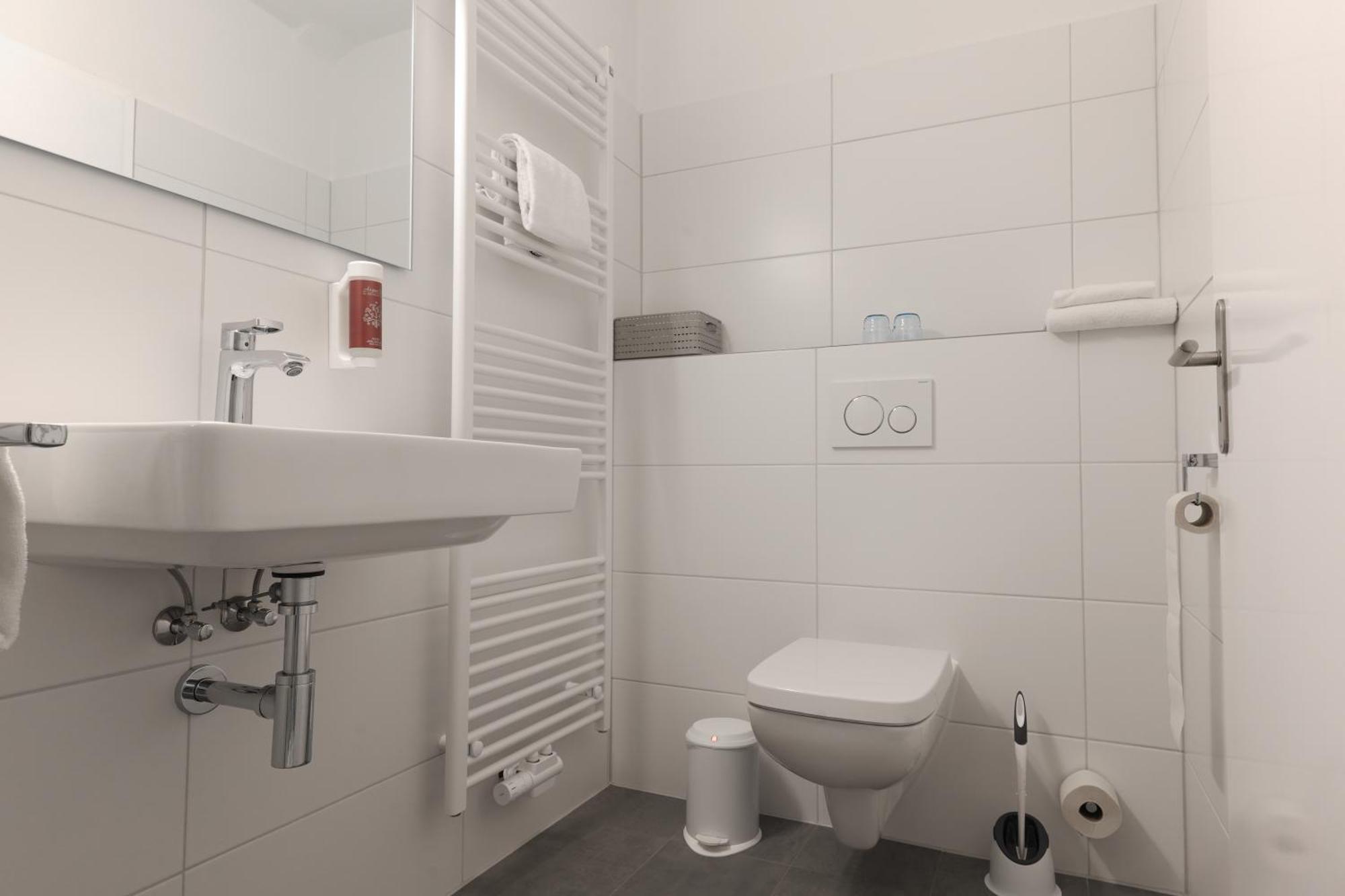 Hotel Kuehl Neumünster Dış mekan fotoğraf